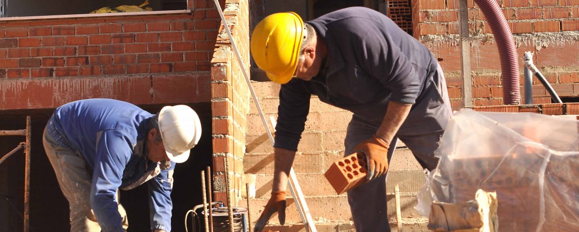 herederos basilio retortillo empresa construccion montehermoso extremadura obra albanileria cemento ladrillo paleta obreros constructora scaled